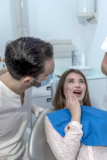 Best Emergency Treatment for Oral Infections in Risg Sun, IN